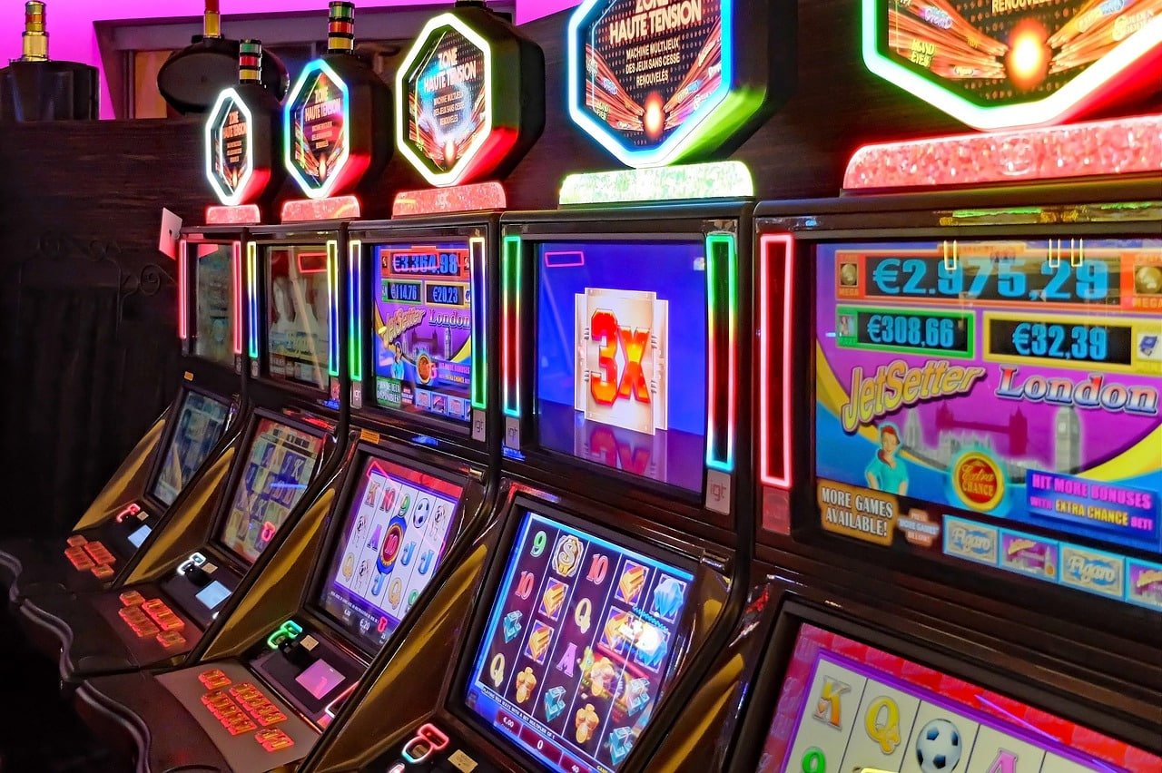 mobile-first casino-style browsing layout within the bit 2020 Casino Hub