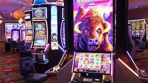 bit 2020 Casino Hub content mix with table games and slot-style sections